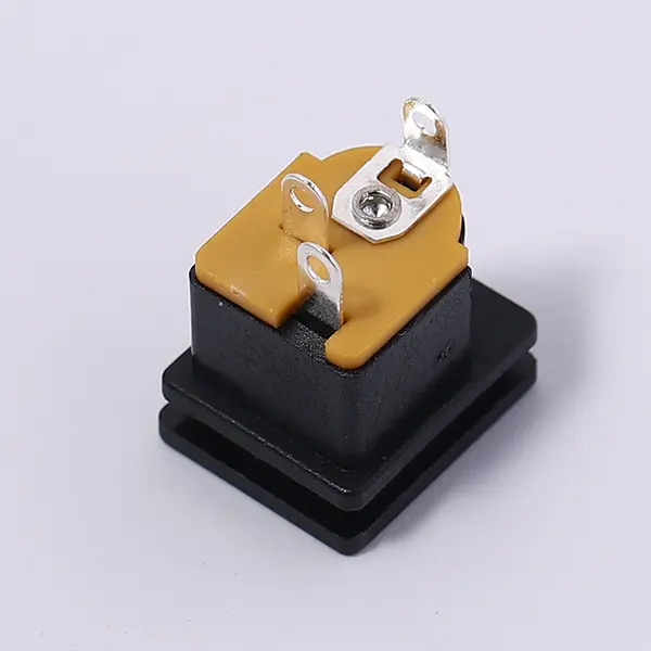 DC  socket.jpg